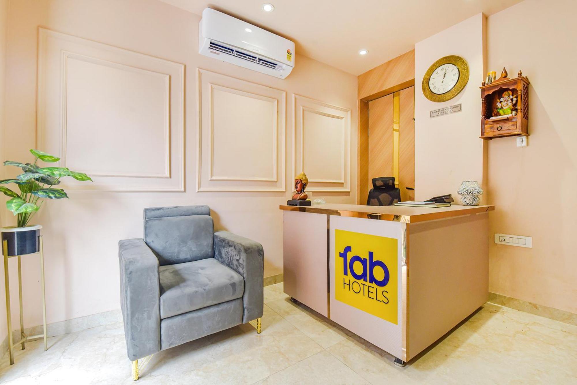 Fabhotel Blooming Beds Pearl Джайпур Екстериор снимка