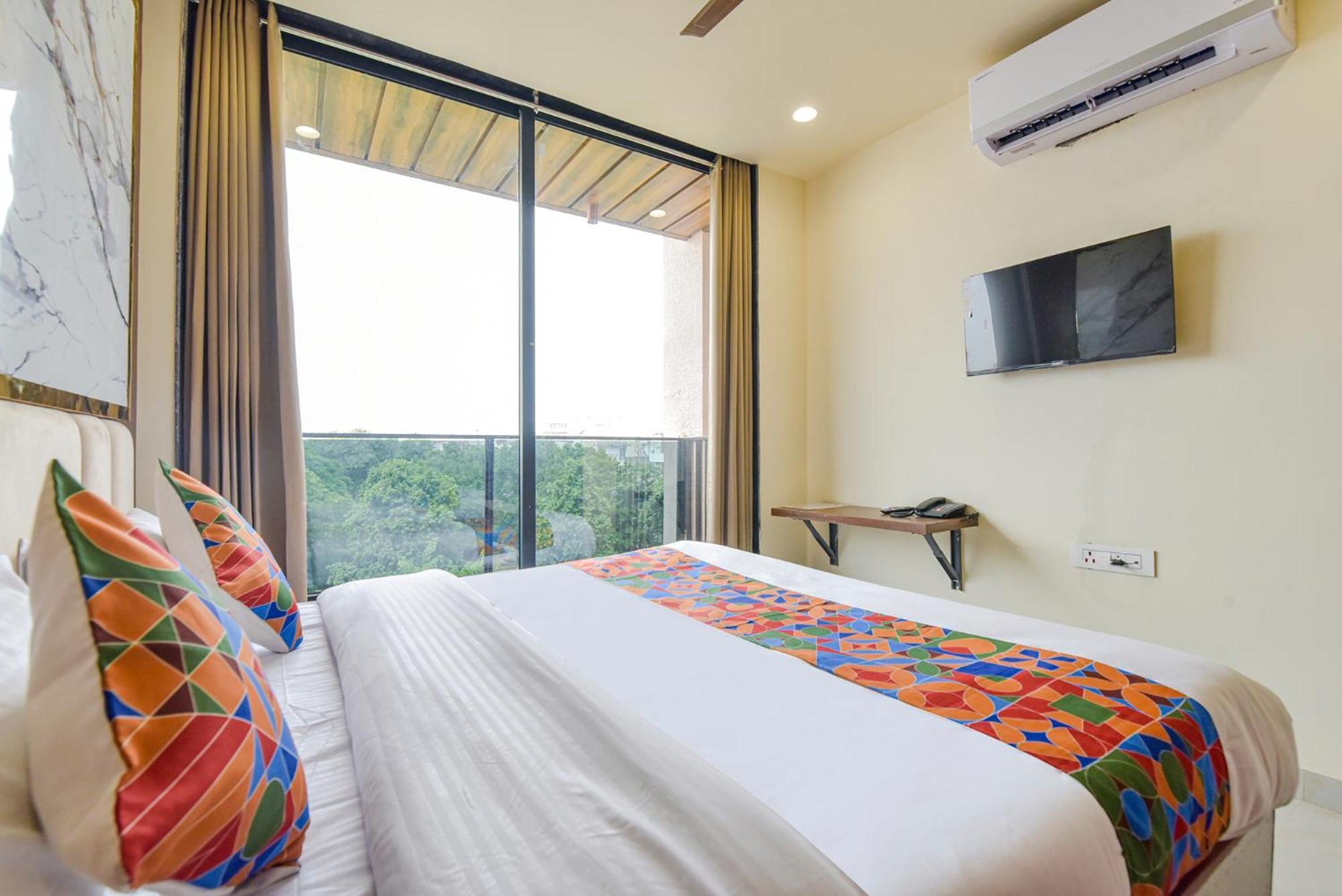 Fabhotel Blooming Beds Pearl Джайпур Екстериор снимка